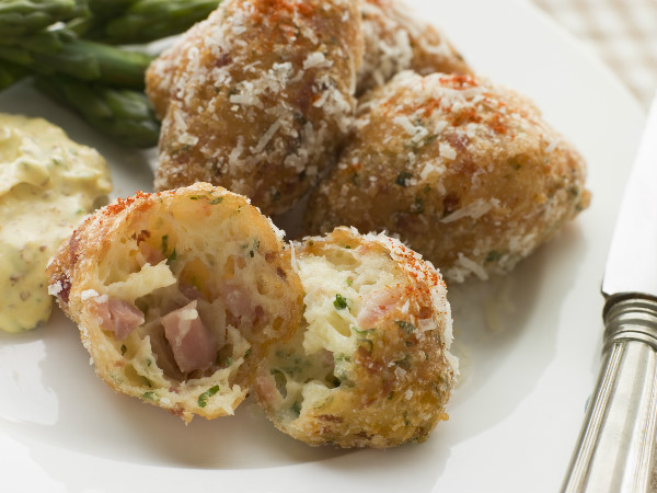 Buñuelos de Jamón y Queso