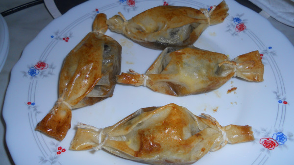 caramelos de cebolla y queso azul